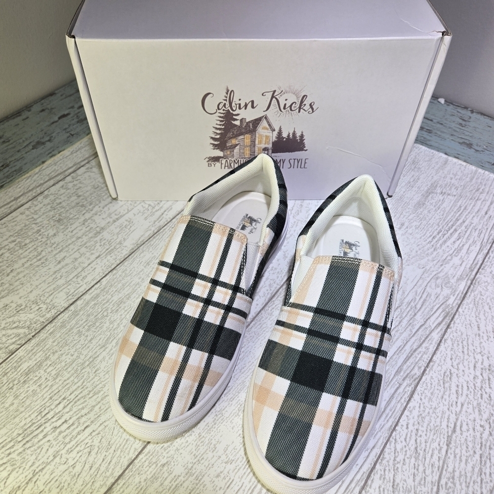 Farmers Almanac Check Cabin Kicks Shoes Slide On Canvas SIZE 5 Green/Tan Plaid